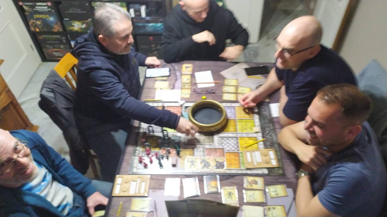 Hero Quest y Bandeja Anillo